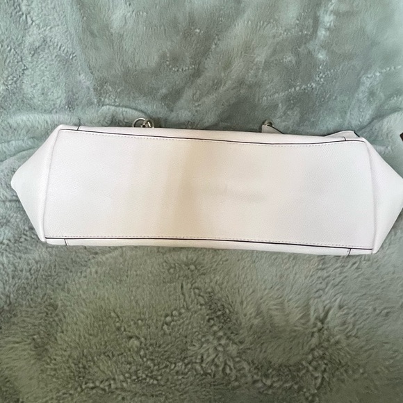 Coach White Leather Ava Tote Bag - Picture 6 of 11